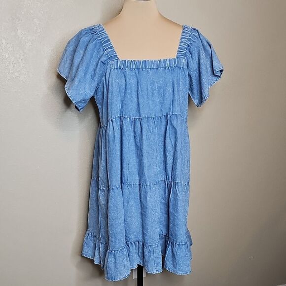NWT ODDY Small Blue Denim Square Neckline Tiered Ruffle Sleeve Dress - Picture 2 of 8